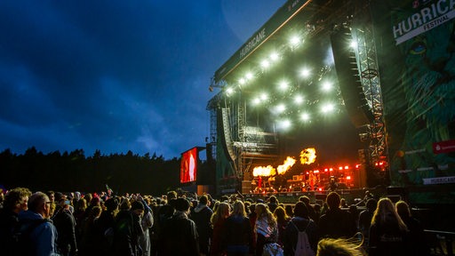 Großes Publikum vor der Bühne beim Hurricane Festival 2022