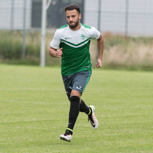 Werder-Spieler Abdullah Dogan sprintet im Training.