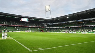 Das fast leere Weser-Stadion von innen.