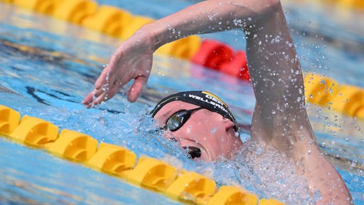 Schwimm-Olympiasieger Florian Wellbrock krault im Vorlauf des 1.500-Meter-Rennens bei der EM.