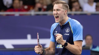 Tischtennis-Profi Mattias Falck bei einem martialischen Jubel nach dem Einzug ins Doppel-Finale der EM.