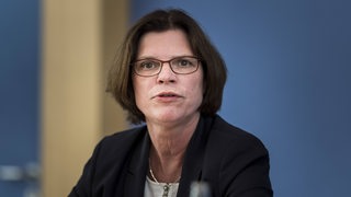 Kristina Vogt (Linke) in Bremen, aufgenommen im Rahmen der Bundespressekonferenz zu Reaktionen nach der Europawahl.