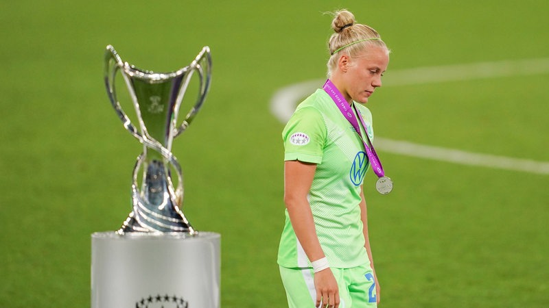 Ex Werderanerin Wolter Unterliegt Im Champions League Finale Buten Un Binnen