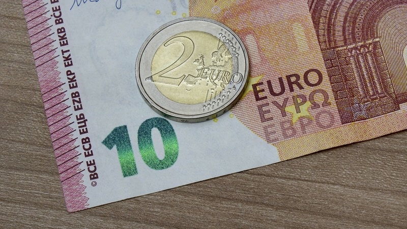 12 Euro Mindestlohn.