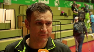 Werders Tischtennis-Coach Cristian Tamas im Interview nach dem Spiel.