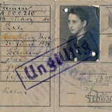 Historisches Dokument mit Passfoto
