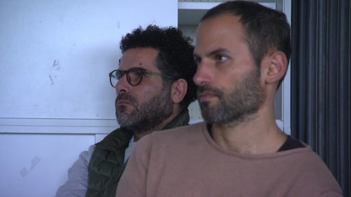 Osama Eliwat und Rotem Levin sind zwei Friedesaktivisten.