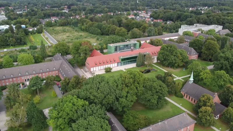 Die Jacobs University in Bremen aus der Vogelperspektive.