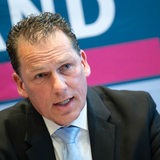 Jan Timke auf einer Pressekonferenz von Bündnis Deutschland.