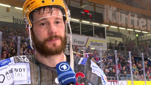 Jan Urbas, Kapitän von den Fischtown Pinguins, im Interview.