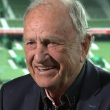 Der ehemalige Geschäftsführer von Werder Bremen Jürgen Born im Weserstadion. 