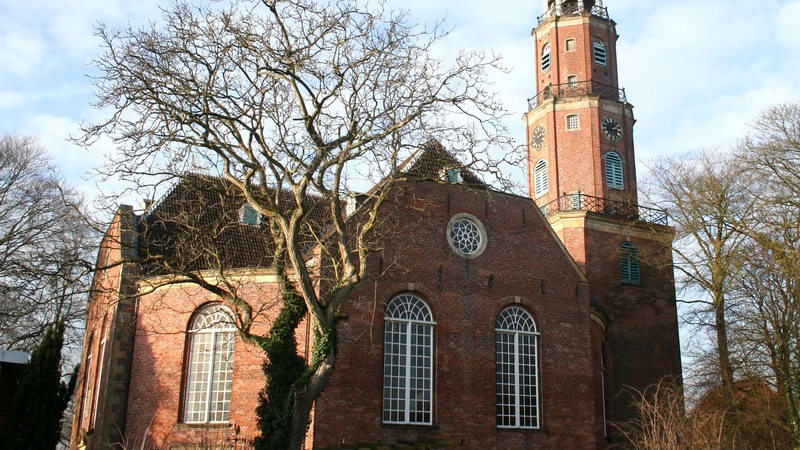 Bild der "Großen Kirche" (reformierte Gemeinde) in Leer