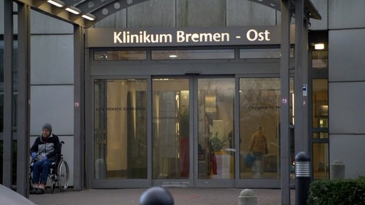 Der Eingangsbereich vom Klinikum Bremen Ost.