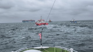 Rettungseinsatz der DGzRS nach der Kollision zweier Frachtschiffe in der deutschen Nordsee.