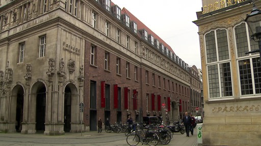 Das Kontorhaus in der Bremer Innenstadt von außen. 