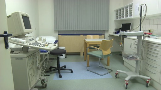 Ein Untersuchungszimmer im Behandlungszentrum am Klinikum Bremen Mitte.