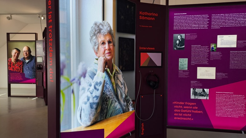 Ein Bild von Katharina Sämann in der Ausstellung des Krankenhausmuseum zu verbotenen Kindern der NS-Zeit
