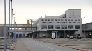 Gebäude des Kreuzfahrtterminals Columbuskaje in Bremerhaven.