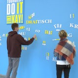 Die Kunstausstellung Now and Then von Kay Rosen in der Weserburg. 