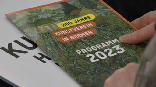 Es ist das Programmheft für das Jahr 2023 des Kunstvereins in Bremen zu sehen.