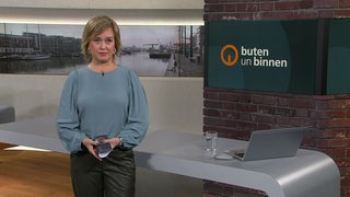 Moderatorin Kirsten Rademacher im buten un binnen Studio. 