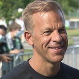 Der neue Cheftrainer der Fußballmannschaft von Werder Bremen Markus Anfang bei einem Interviewtermin.