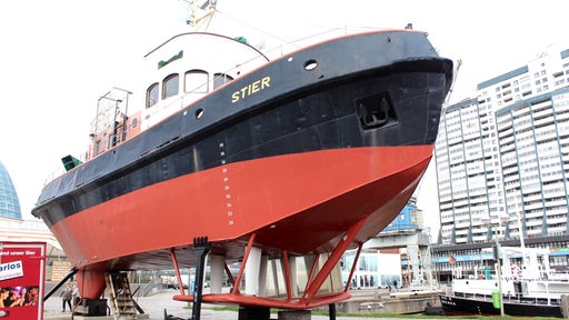 Das Schiff "Stier" im Museumshafen Bremerhaven
