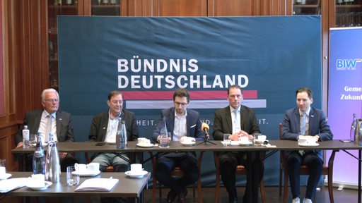 EIn treffen der Parteien das Bündnis Deutschland und Bürger in Wut. 