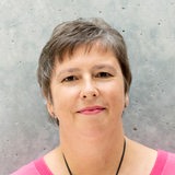Dr. Nicole Nelhiebel