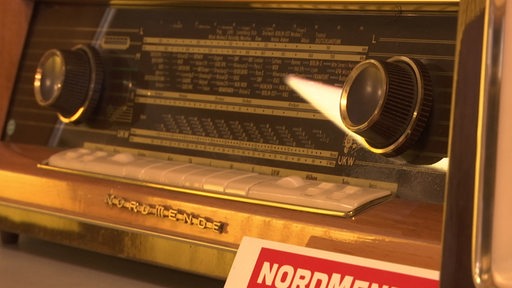 Ein altes Radio der Firma Nordmende.