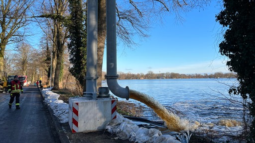 Hochwasser: 100 Evakuierte in Lilienthal dürfen zurück in ihre Häuser -  buten un binnen