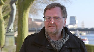 SPD- Landesvorsitzender Reinhold Wetjen im Interview an der Schlachte.