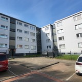 Ein Mehrfamilienhaus