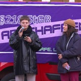 Bei der Kundgebung zum "Save Abortion Day" werden Reden gehalten.