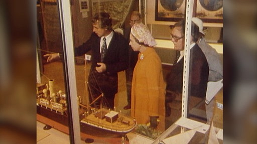 Die Queen zu Besuch im Schifffahrtsmuseum Bremerhaven.