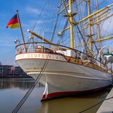 Das Schulschiff Deutschland, Teil der Hafenwelten, in Bremerhaven
