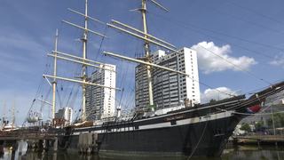 Das Museumsschiff "Seute Deern" an seinem Ankerplatz in Bremerhaven.