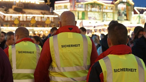 Der Sicherheitsdienst läuft über den Bremer Freimarkt.