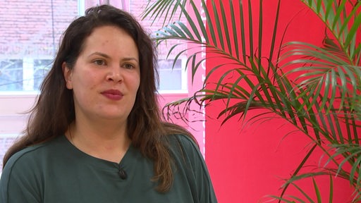 Die Fraktionsvorsitzende Sofia Leonidakis im Interview. 