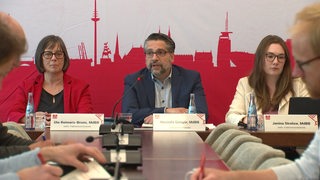 Eine Pressekonferenz mit Vertretern der SPD.
