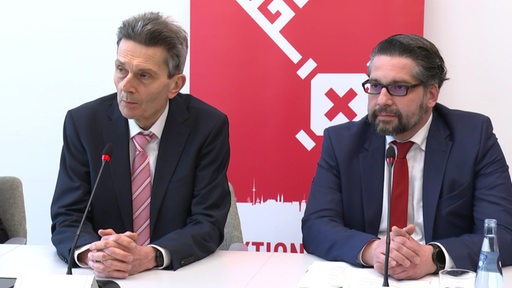 Die beiden SPD Fraktionsvorsitzende Rolf Mützenich und Mustafa Güngör bei der Pressekonferenz.