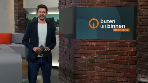 Moderator Niko Schleicher im Sportblitzstudio.