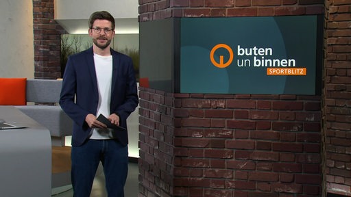 Moderator Niko Schleicher im Sportblitzstudio.