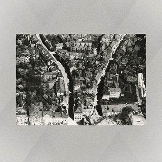Luftaufnahme der zusammenlaufenden Straßen Remertistraße und Fedelhören, 1928