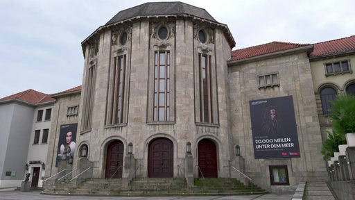 Das Stadttheater Bremerhaven von außen.