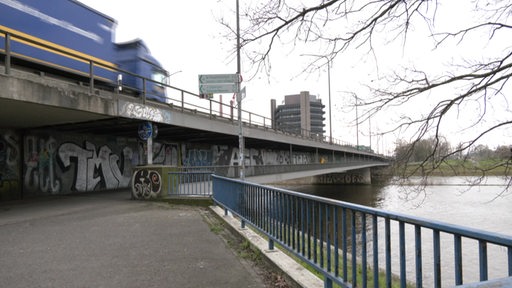 Die marode Stepahniebrücke.