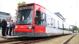 Die neue Straßenbahnlinie 5 durch die Überseestadt