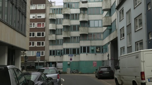 Blick von der Straße auf die Mietwohnungen in der Stubu-Immobilie.