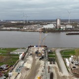 Aus der Luft ist die Baustelle des Bremer Wesertunnels zu sehen.
