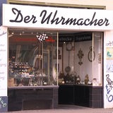 Der Laden "Der Uhrmacher" im Bremer Steintorviertel in der Außenansicht